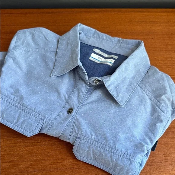Columbia omni shade sun protection Light Blue Button-Up Shirt new !! - Picture 12 of 14